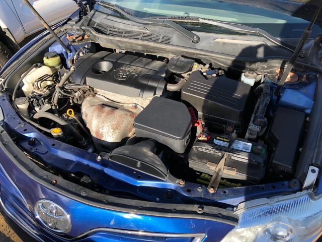 4T1BF3EK9BU684203 - 2011 TOYOTA CAMRY BASE BLUE photo 9