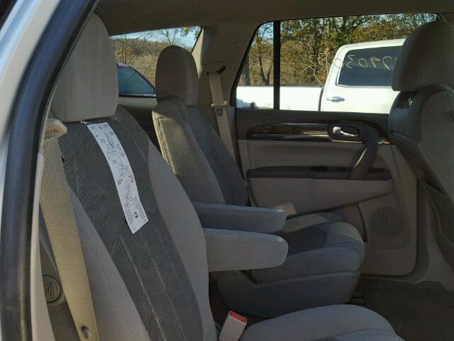 5GAKRAKD9HJ237467 - 2017 BUICK ENCLAVE SILVER photo 6