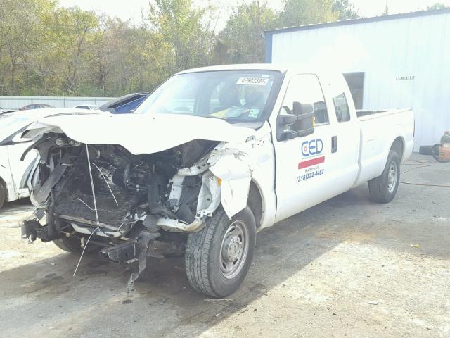 1FT7X2A62GEB29153 - 2016 FORD F250 SUPER WHITE photo 2