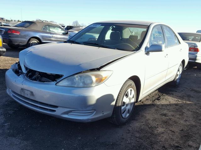 4T1BE32K33U120667 - 2003 TOYOTA CAMRY LE SILVER photo 2