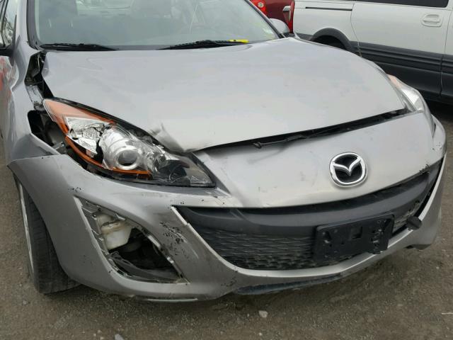 JM1BL1SF3A1323204 - 2010 MAZDA 3 I GRAY photo 9