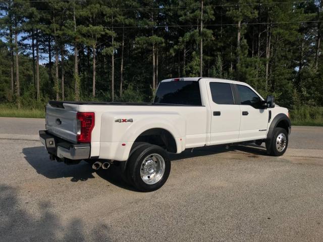 1FT8W4DT9HEB33321 - 2017 FORD F450 SUPER WHITE photo 3