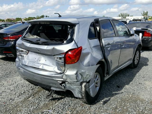 JA4AP3AU8BZ003773 - 2011 MITSUBISHI OUTLANDER SILVER photo 4