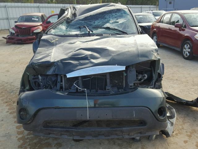 5GAET13P142277389 - 2004 BUICK RAINIER CX GREEN photo 9