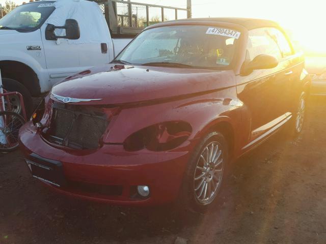 3C3HY55X28T146546 - 2008 CHRYSLER PT CRUISER RED photo 2