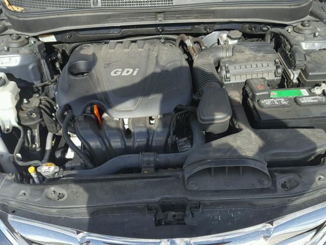 5NPEC4AC7DH585908 - 2013 HYUNDAI SONATA SE GRAY photo 7