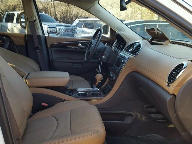 5GAKRBKD5HJ148615 - 2017 BUICK ENCLAVE WHITE photo 5