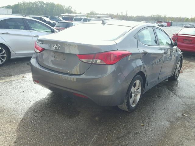 5NPDH4AE6DH356425 - 2013 HYUNDAI ELANTRA GL GRAY photo 4