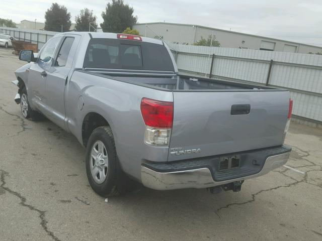 5TFRY5F19DX142387 - 2013 TOYOTA TUNDRA DOU SILVER photo 3