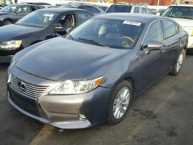 JTHBW1GG0E2053078 - 2014 LEXUS ES 300H GRAY photo 2