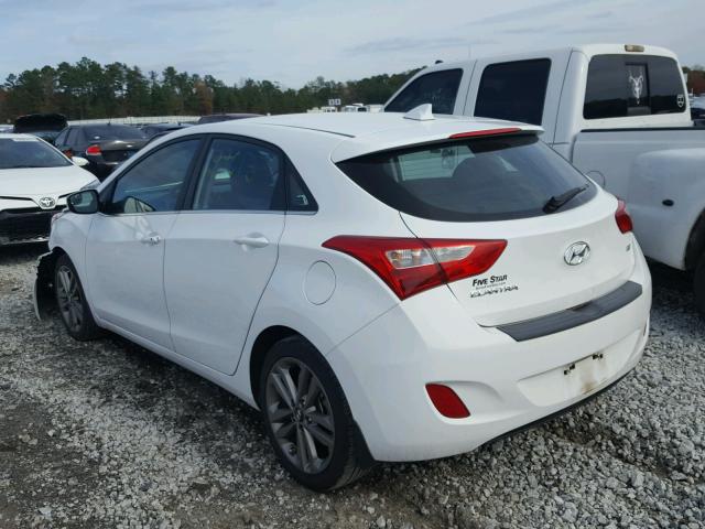 KMHD35LH0GU299141 - 2016 HYUNDAI ELANTRA GT WHITE photo 3