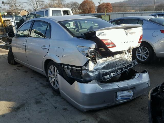 4T1BK36B58U280365 - 2008 TOYOTA AVALON XL SILVER photo 3