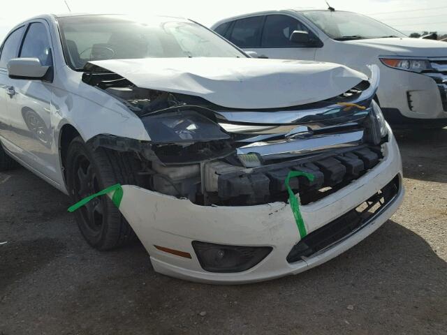 3FAHP0HA9BR292400 - 2011 FORD FUSION SE WHITE photo 9