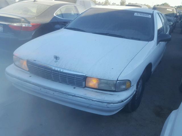 1G1BL52WXSR100130 - 1995 CHEVROLET CAPRICE CL WHITE photo 2