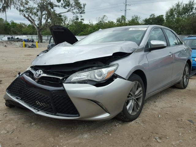 4T1BF1FK3GU130150 - 2016 TOYOTA CAMRY LE SILVER photo 2