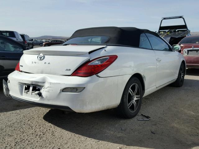 4T1FA38PX7U133504 - 2007 TOYOTA CAMRY SOLA WHITE photo 4