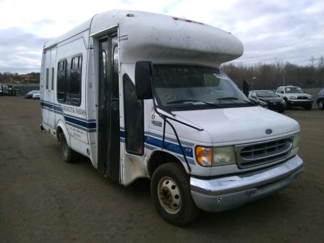 1FDWE35F82HB53087 - 2002 FORD ECONOLINE WHITE photo 1