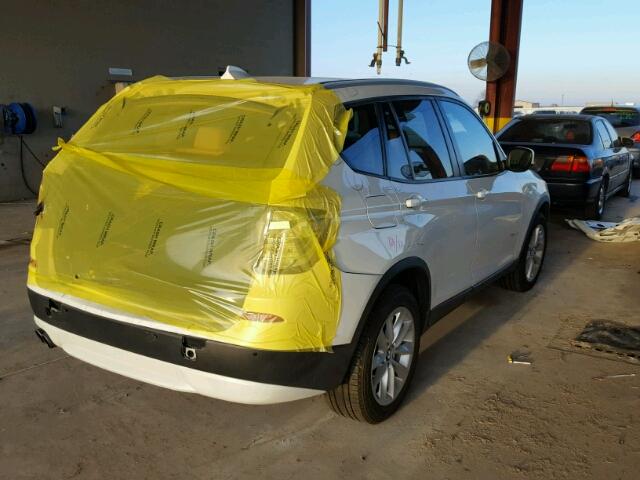 5UXWX9C59E0D33470 - 2014 BMW X3 XDRIVE2 WHITE photo 4