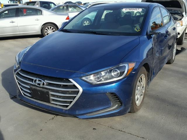 5NPD74LF8HH177012 - 2017 HYUNDAI ELANTRA SE BLUE photo 2