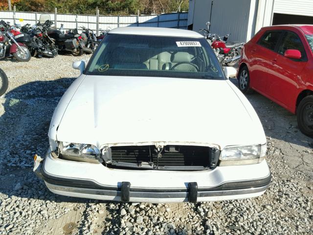 1G4HP52K2TH427837 - 1996 BUICK LESABRE CU WHITE photo 9