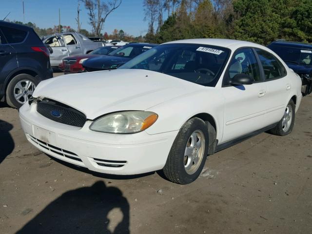 1FAFP53255A200461 - 2005 FORD TAURUS SE WHITE photo 2