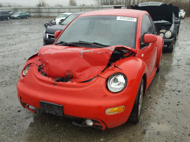 3VWCA21C1YM422475 - 2000 VOLKSWAGEN NEW BEETLE 红色 照片 2