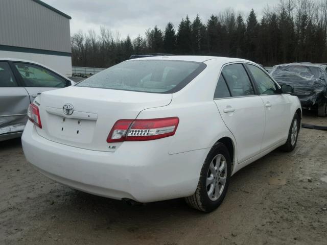 4T1BF3EK1BU627610 - 2011 TOYOTA CAMRY BASE WHITE photo 4