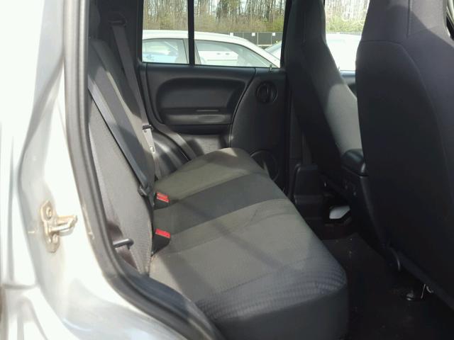 1J4GL48K93W638150 - 2003 JEEP LIBERTY SP GRAY photo 6