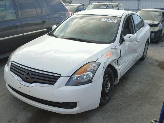 1N4AL21E07N467696 - 2007 NISSAN ALTIMA 2.5 WHITE photo 2