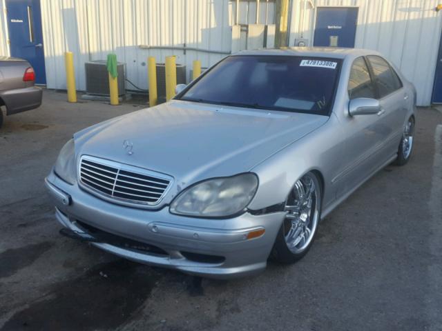 WDBNG73J61A211891 - 2001 MERCEDES-BENZ S 55 AMG GRAY photo 2