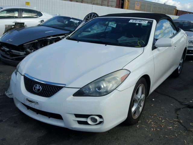 4T1FA38P17U108409 - 2007 TOYOTA CAMRY SOLA WHITE photo 2