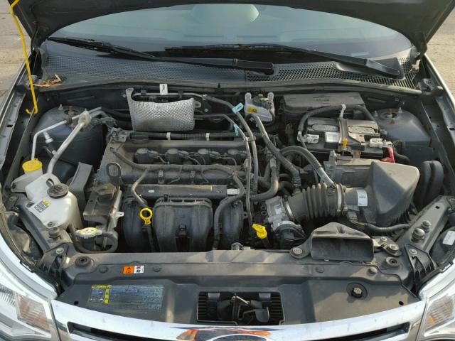 1FAHP3FN4AW268122 - 2010 FORD FOCUS SE GRAY photo 7