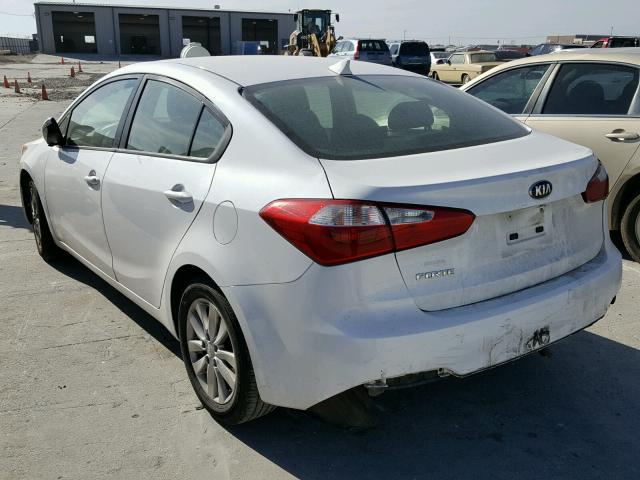 KNAFX4A68E5140143 - 2014 KIA FORTE LX WHITE photo 3