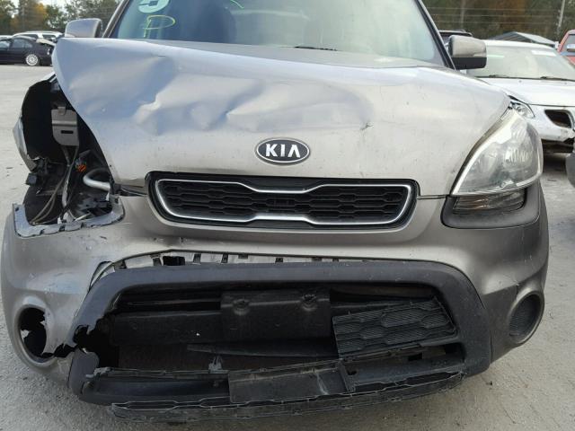 KNDJT2A64C7409236 - 2012 KIA SOUL + SILVER photo 7