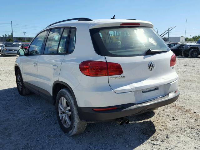 WVGAV7AX4GK000040 - 2016 VOLKSWAGEN TIGUAN S WHITE photo 3