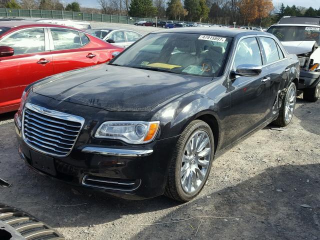 2C3CCAAG5EH340225 - 2014 CHRYSLER 300 BLACK photo 2