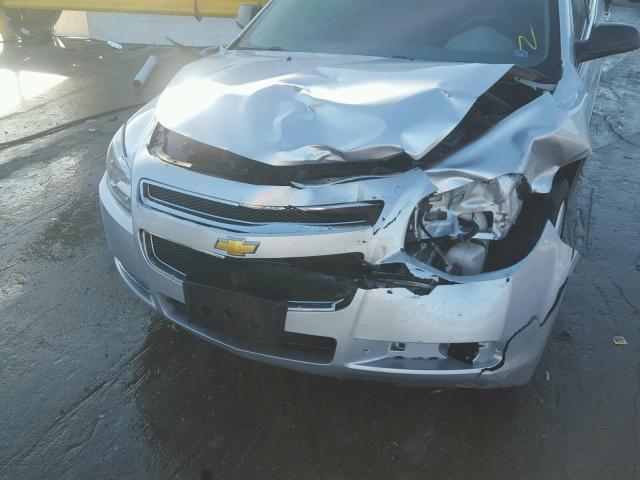 1G1ZG57B694218398 - 2009 CHEVROLET MALIBU LS SILVER photo 9