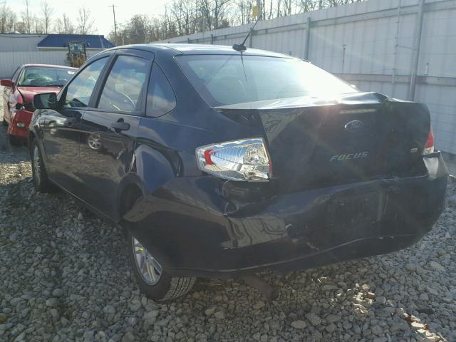 1FAHP35NX9W130260 - 2009 FORD FOCUS SE BLACK photo 3