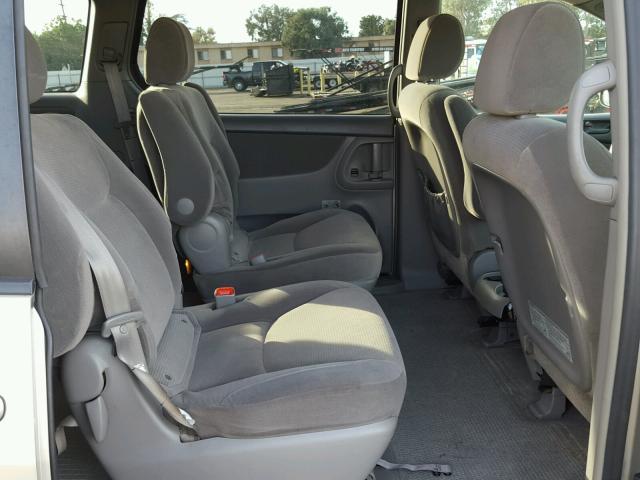 5TDZA23C55S316410 - 2005 TOYOTA SIENNA CE SILVER photo 6