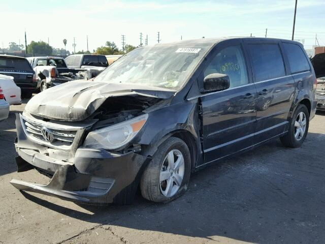 2V8HW34109R543779 - 2009 VOLKSWAGEN ROUTAN SE BLACK photo 2