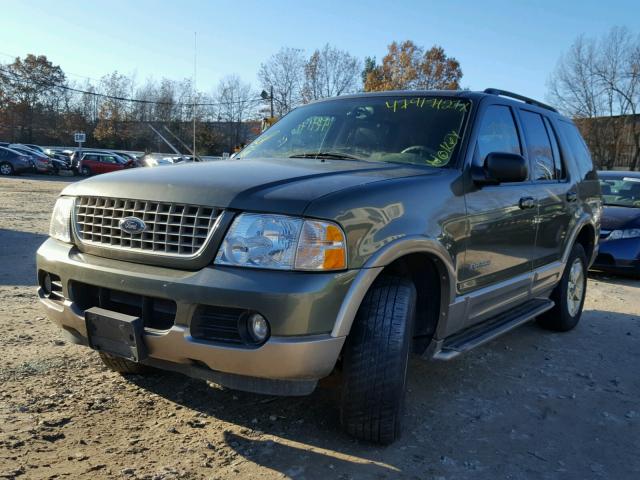 1FMDU74W04UA36973 - 2004 FORD EXPLORER E GREEN photo 2