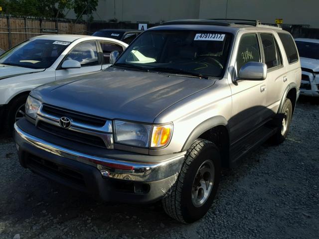 JT3GN86R810184002 - 2001 TOYOTA 4RUNNER SR UNKNOWN - NOT OK FOR INV. photo 2