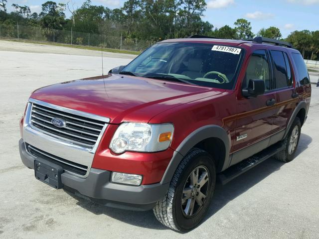 1FMEU63E56UB29515 - 2006 FORD EXPLORER X RED photo 2