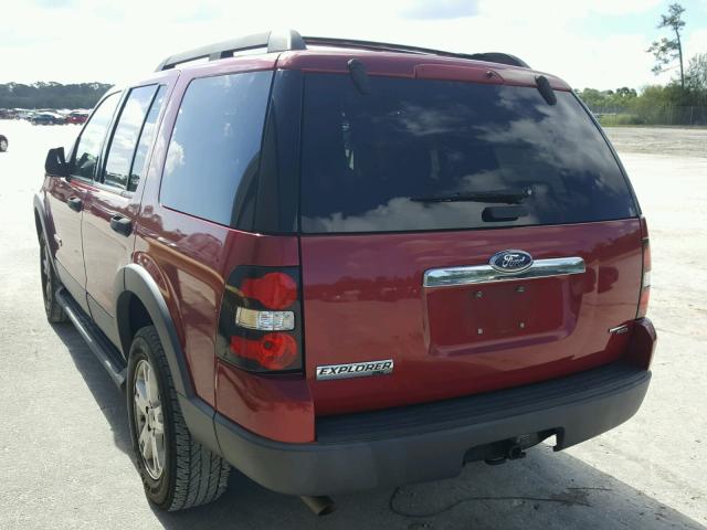 1FMEU63E56UB29515 - 2006 FORD EXPLORER X RED photo 3
