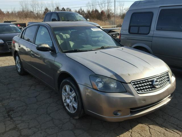 1N4AL11D25C341785 - 2005 NISSAN ALTIMA S GRAY photo 1