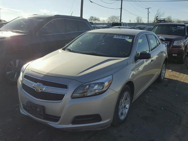1G11B5SA9DF168782 - 2013 CHEVROLET MALIBU LS თაფლისფერი ფოტო 2
