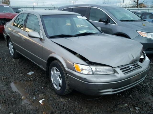 JT2BF22K5V0082471 - 1997 TOYOTA CAMRY LE GOLD photo 1