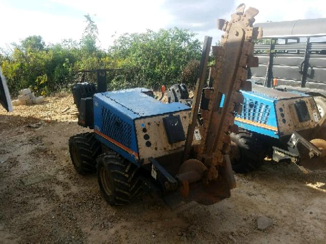 4S0206 - 1999 DIWI TRENCHER BLUE photo 1