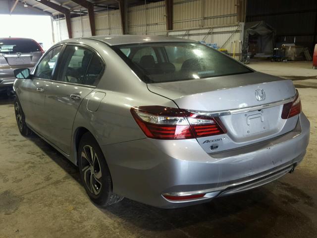 1HGCR2F33HA176046 - 2017 HONDA ACCORD LX SILVER photo 3