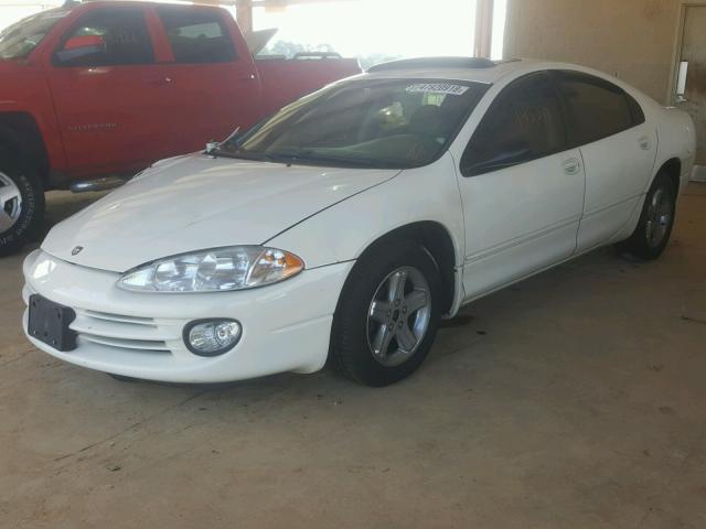 2B3HD56M44H620125 - 2004 DODGE INTREPID E WHITE photo 2